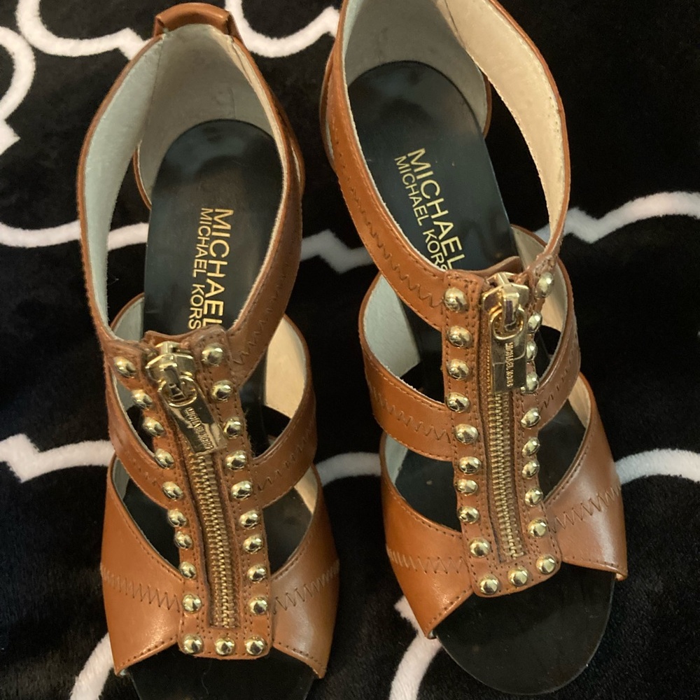 Michael Kors Tan Leather Sandals with Gold Accents